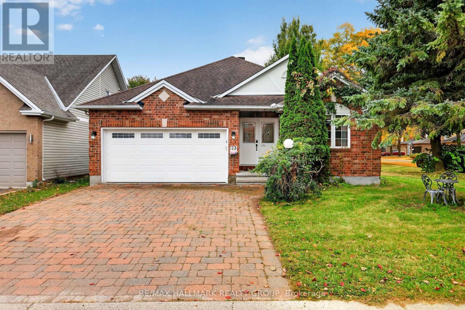 23 North Harrow Drive, Ottawa, Ontario