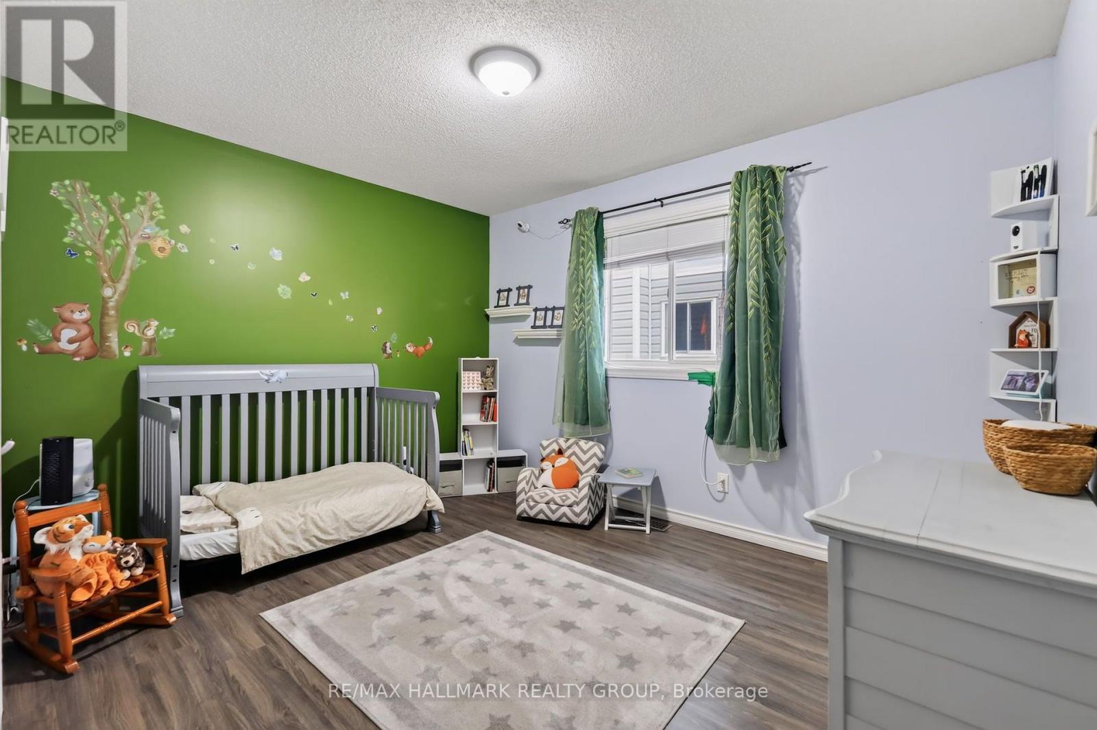 23 North Harrow Drive, Ottawa, Ontario