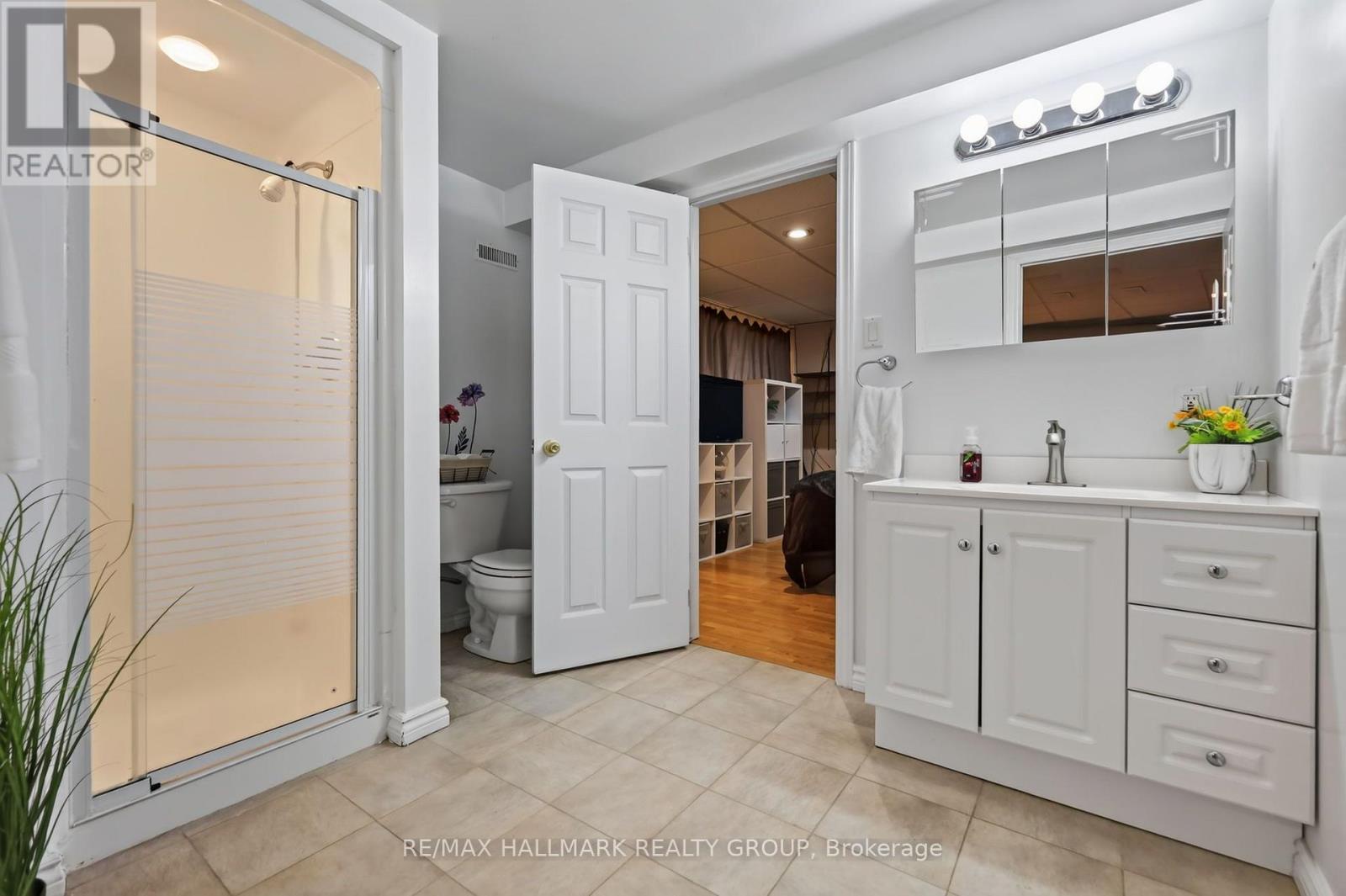 23 North Harrow Drive, Ottawa, Ontario