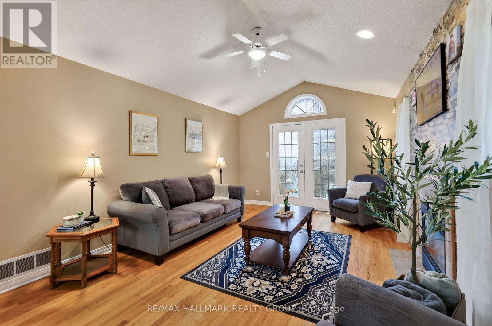 23 North Harrow Drive, Ottawa, Ontario