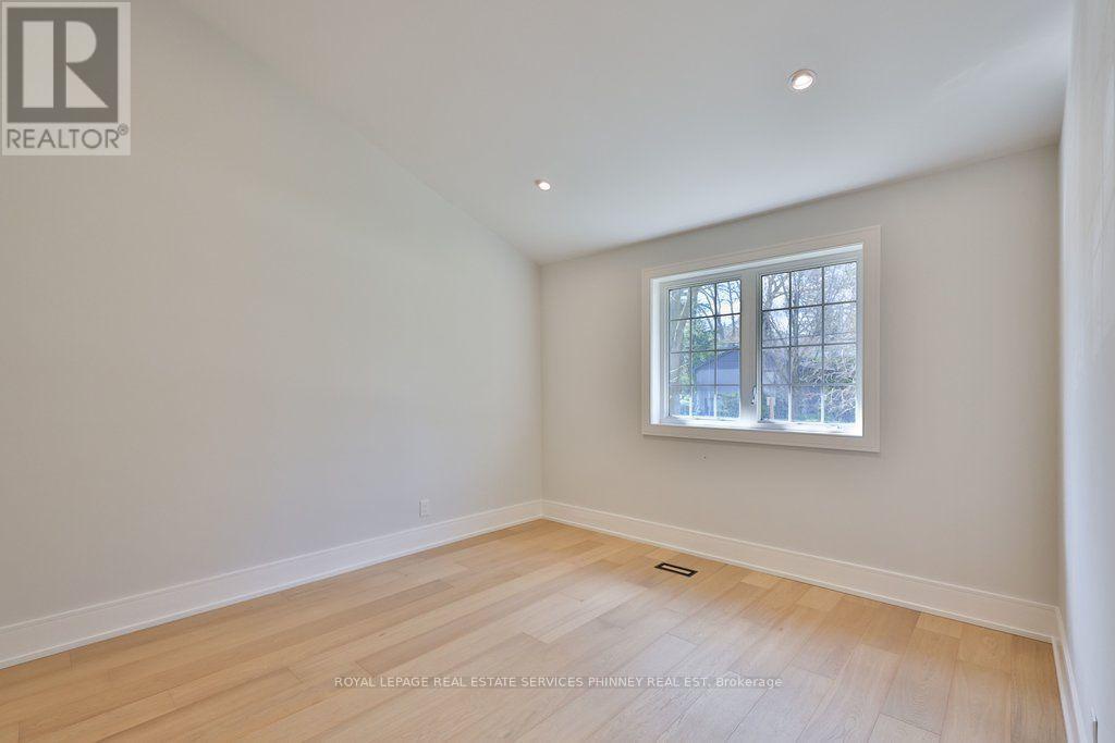 1340 Contour Drive, Mississauga (clarkson), Ontario
