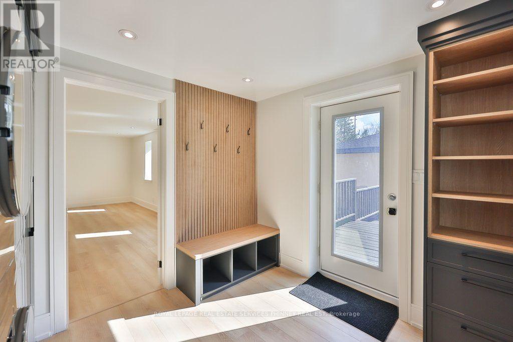 1340 Contour Drive, Mississauga (clarkson), Ontario