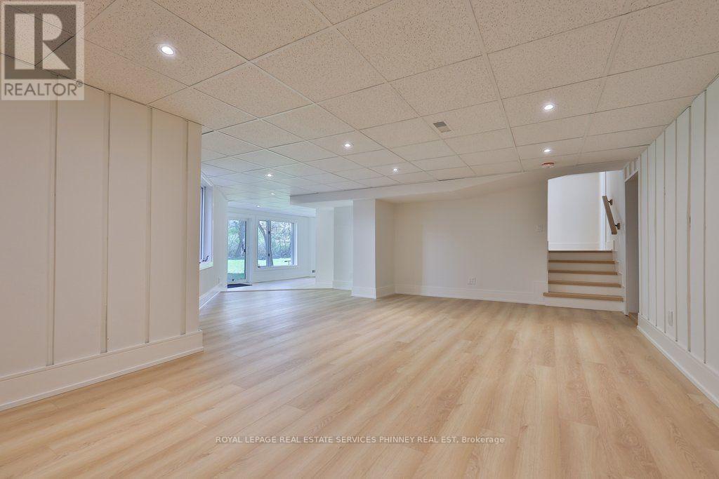 1340 Contour Drive, Mississauga (clarkson), Ontario