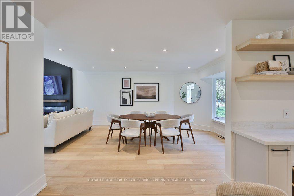 1340 Contour Drive, Mississauga (clarkson), Ontario