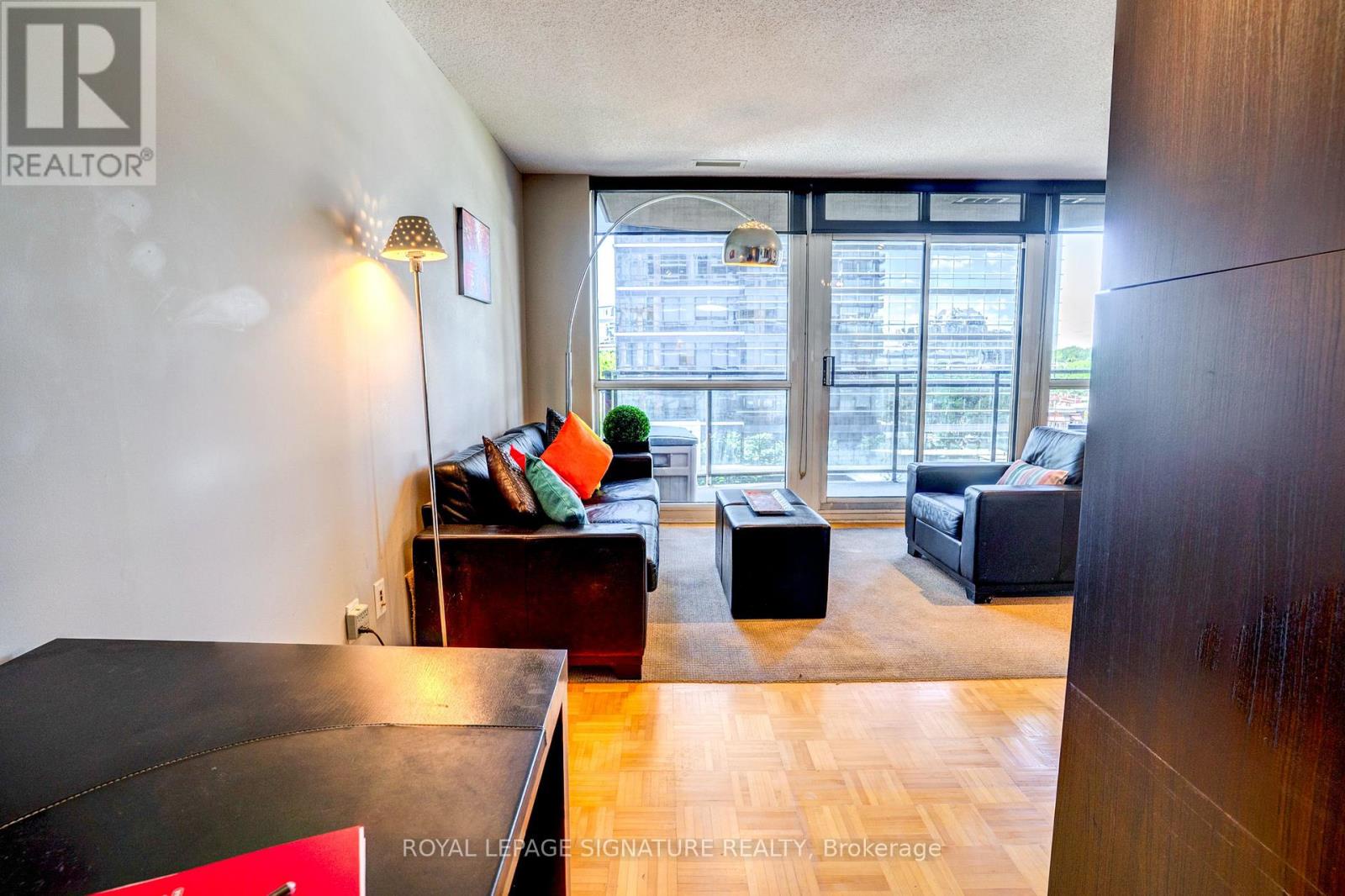 805 - 33 Sheppard Avenue E, Toronto (willowdale East), Ontario