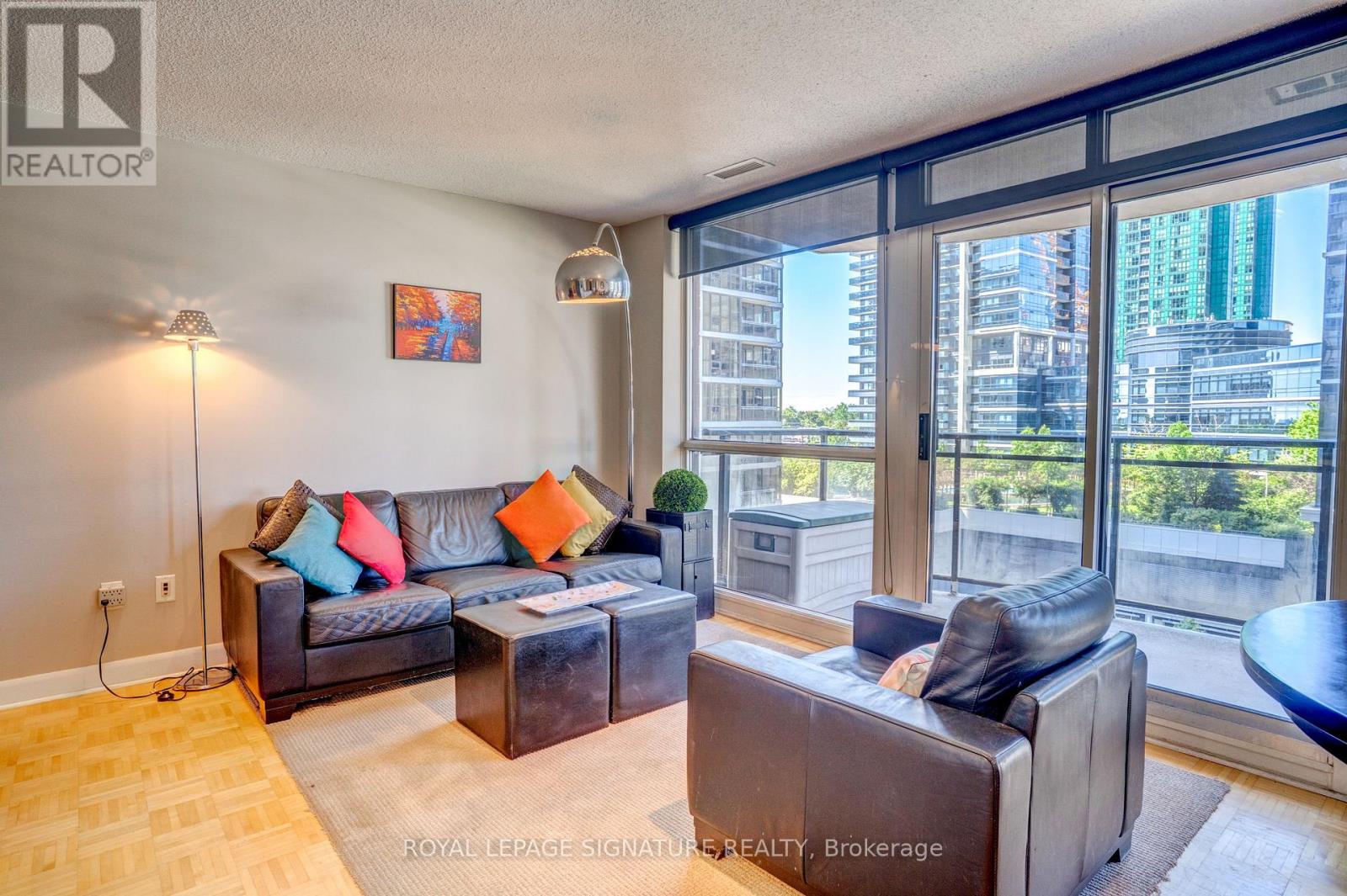 805 - 33 Sheppard Avenue E, Toronto (willowdale East), Ontario