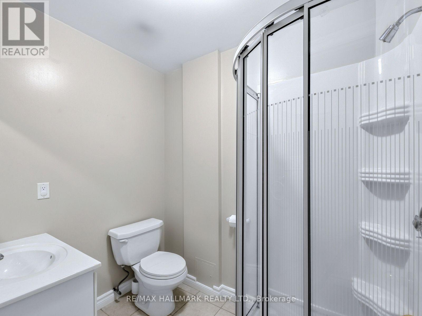 21 Donmore Avenue, Toronto (danforth Village-east York), Ontario