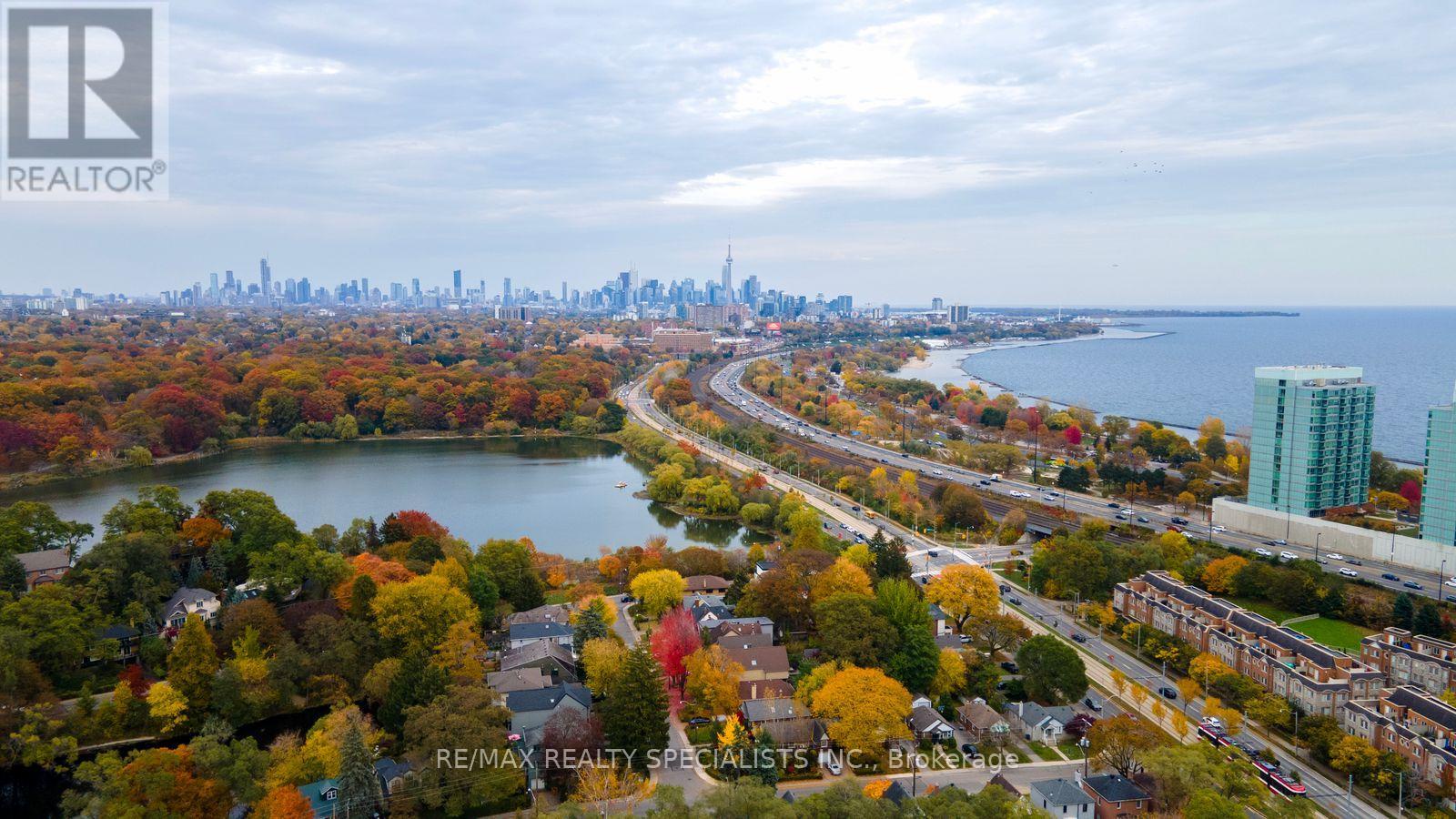 37 - 99 The Queensway, Toronto (high Park-swansea), Ontario