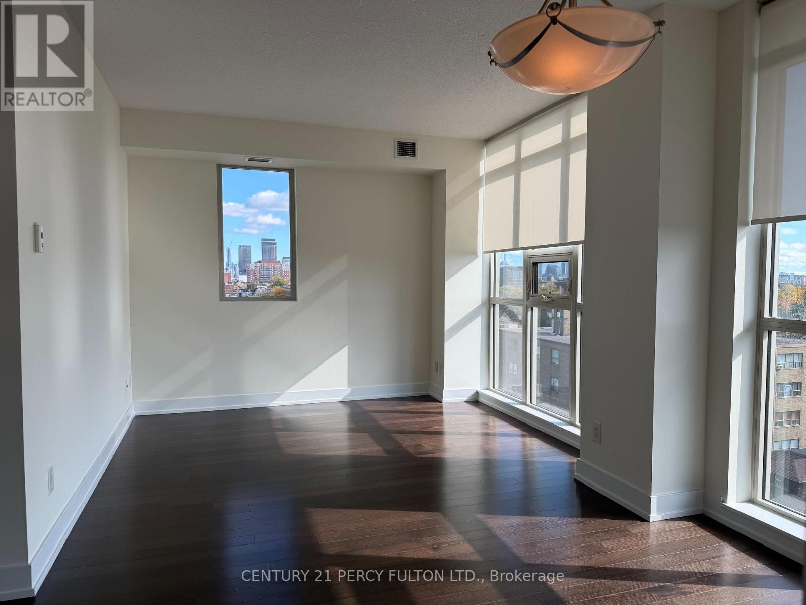 901 - 1638 Bloor Street W, Toronto (high Park North), Ontario